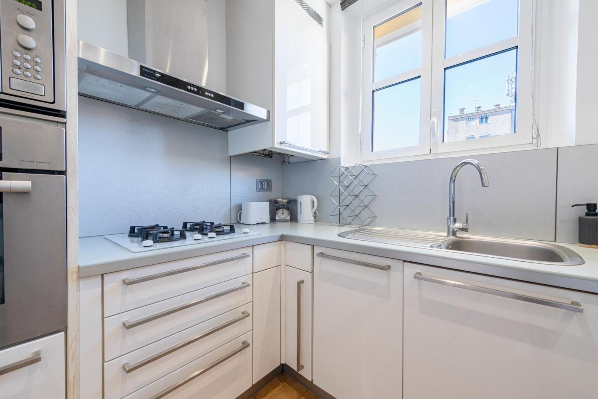 Appartement Air-conditioned 2-br With Garage Near The Cannes