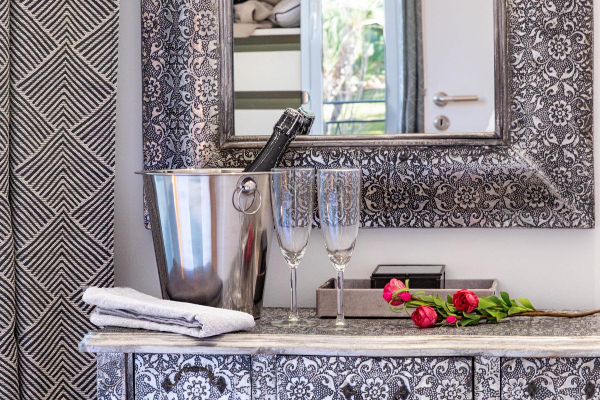 Air-conditioned 2-br With Garage Near The Appartement Cannes
