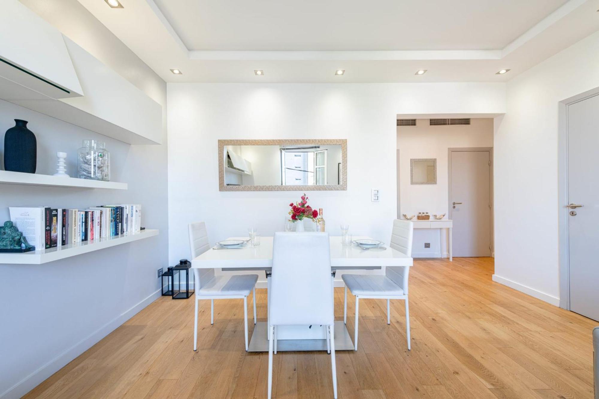 Appartement Air-conditioned 2-br With Garage Near The *