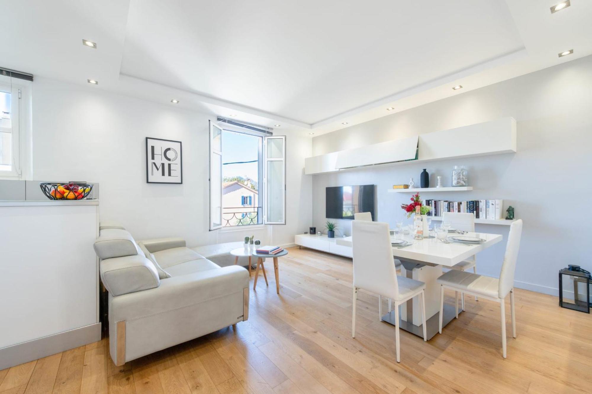 Appartement Air-conditioned 2-br With Garage Near The Cannes